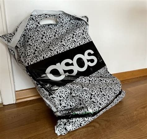 asos rücksendungen kostenlos.